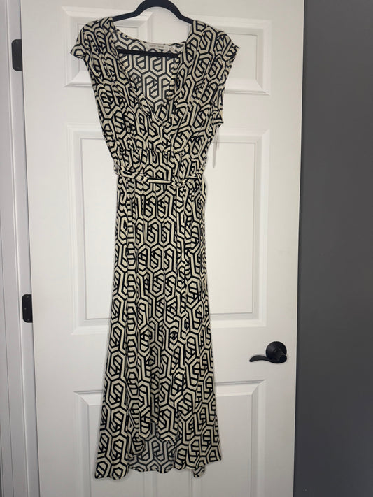 Bishop and young sleeveless dress cream and navy print w belt medium nwt $128