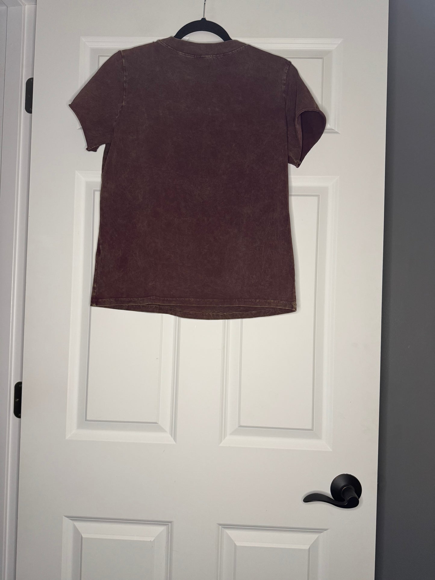 Gilded intent short sleeve top medium w cut out plum acid wash