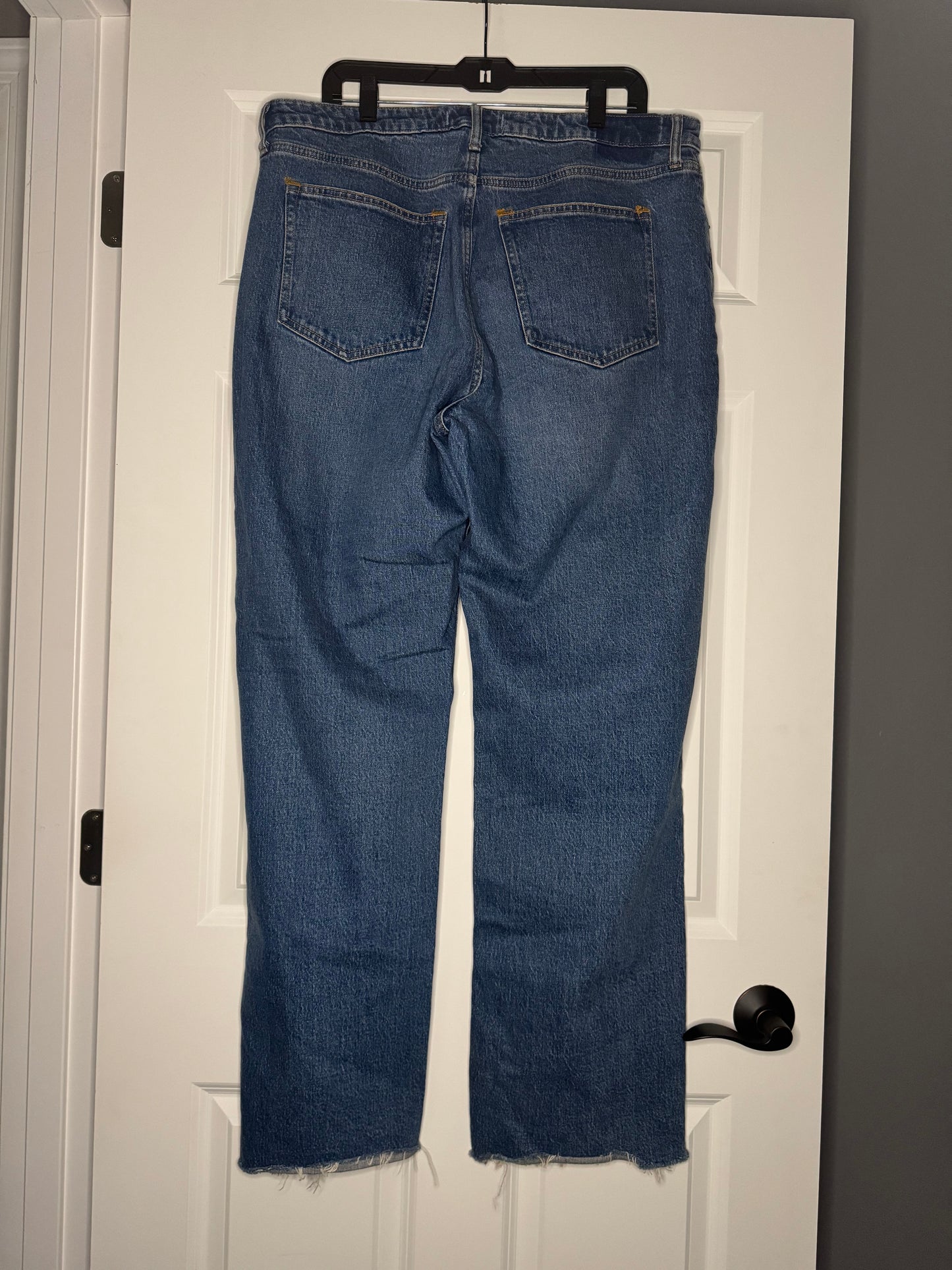 Abercrombie and fitch curve love the 90s relaxed jean high rise 16 long medium wash