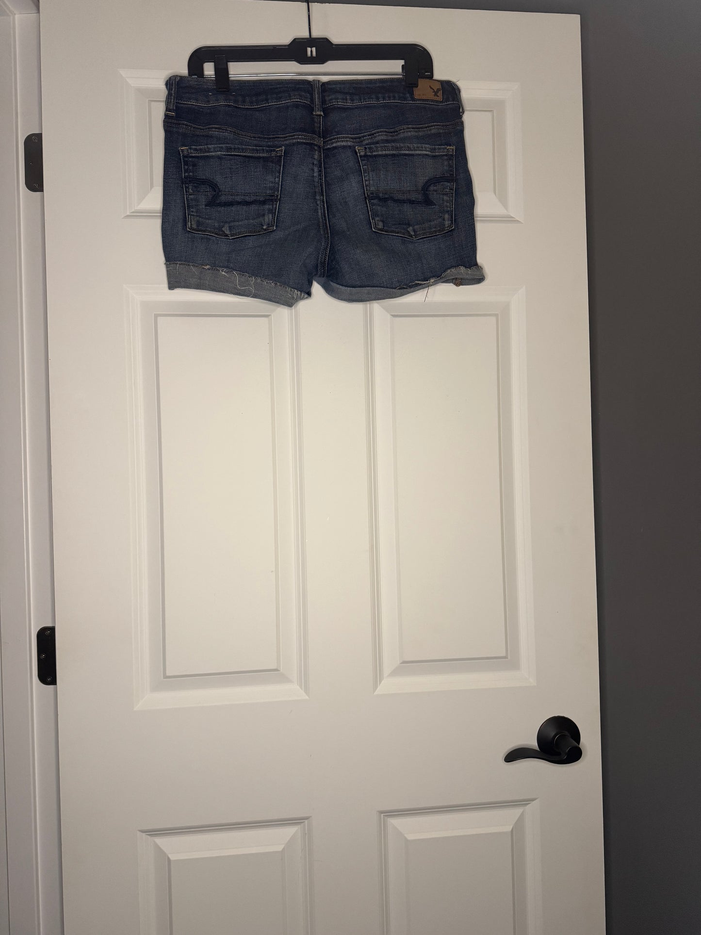 American Eagle super stretch shorts 12