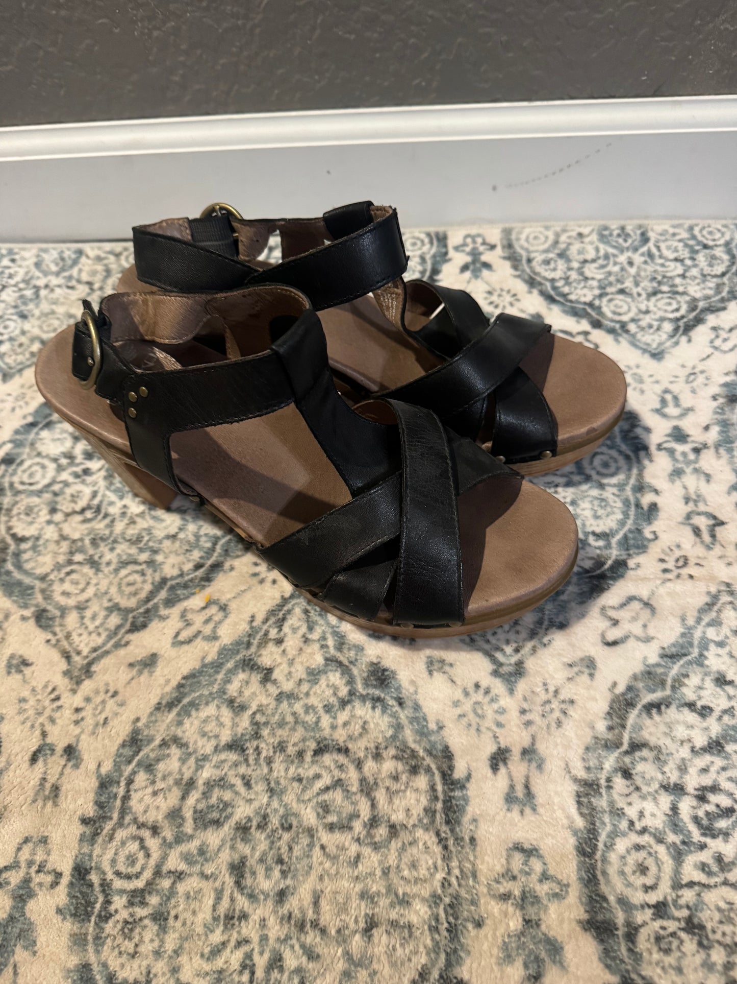 Dansko black heels size 40 strappy one small mark on front excellent condition