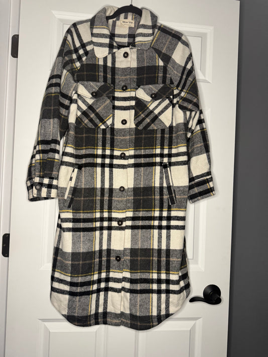 New in medium long duster Shacket white yellow black gray plaid