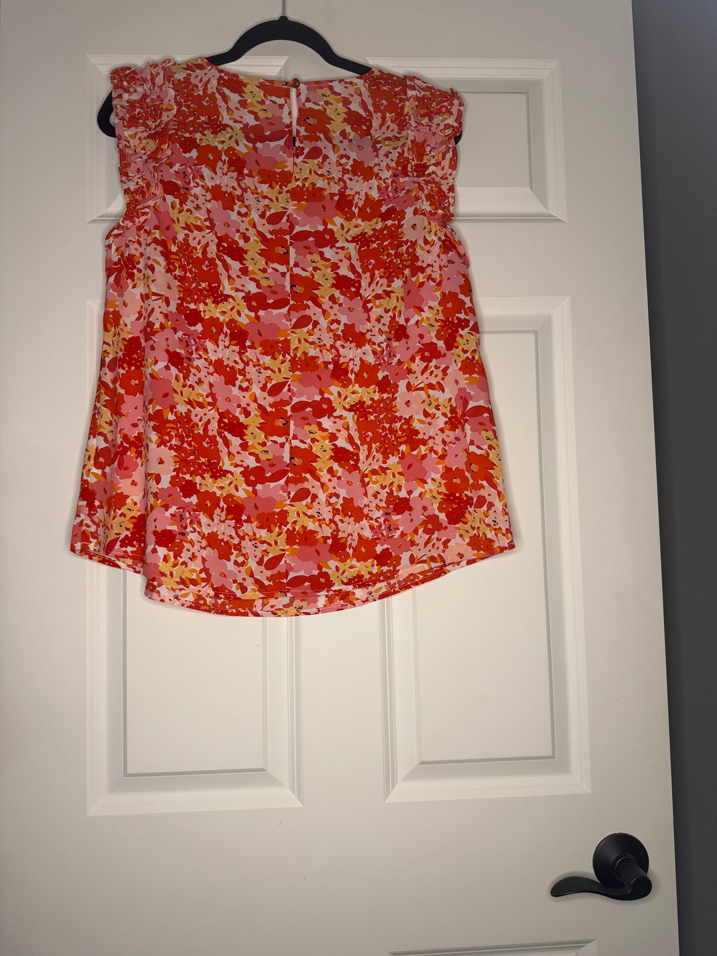 Doe and Rae short sleeve blouse large red orange white pink floral