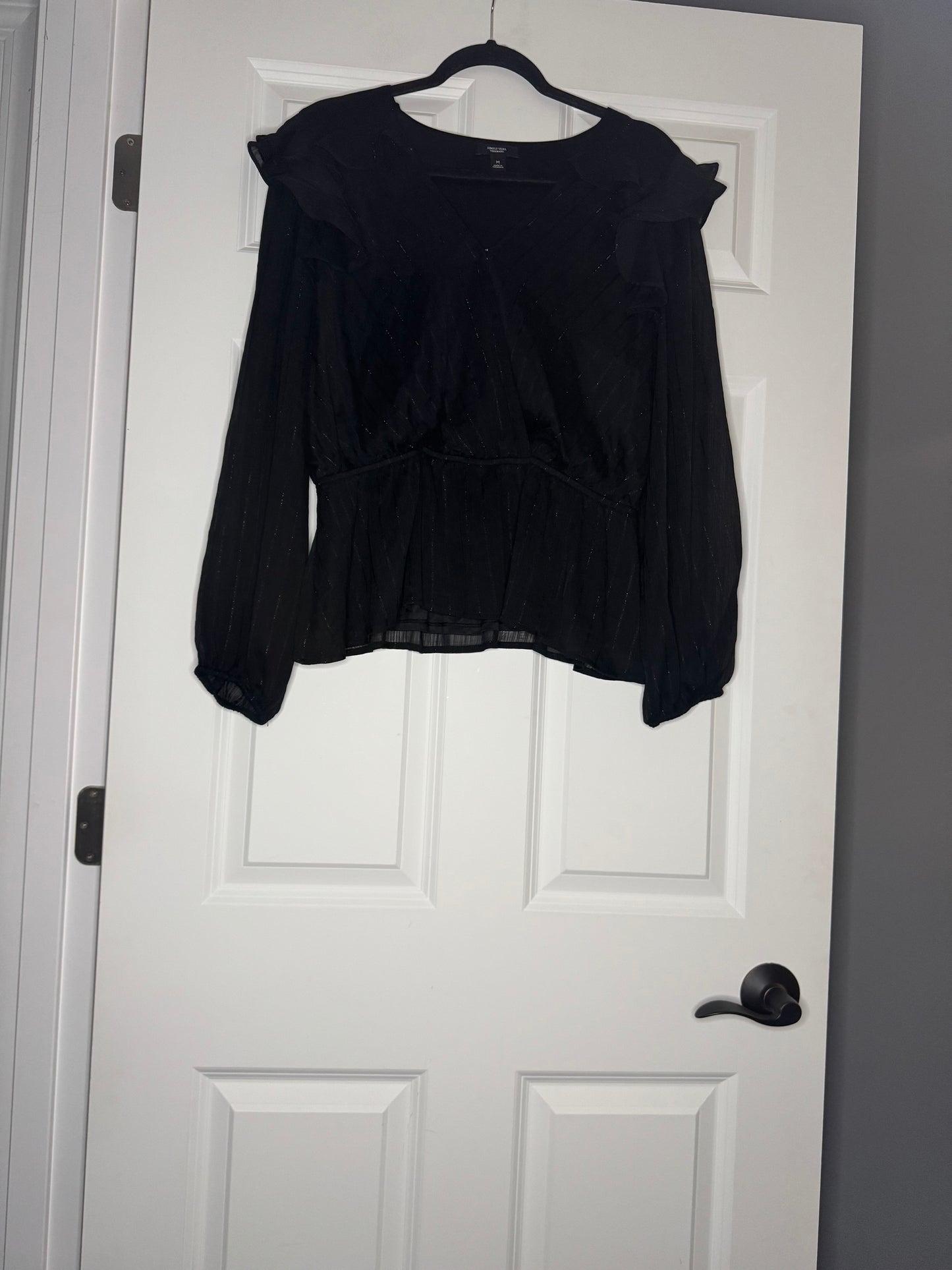 Vera wang long sleeve blouse medium black stripe w silver sparkle