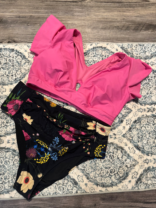 Cupshe 2 piece swimsuit size 1x top pink bottoms black multicolor floral nwt