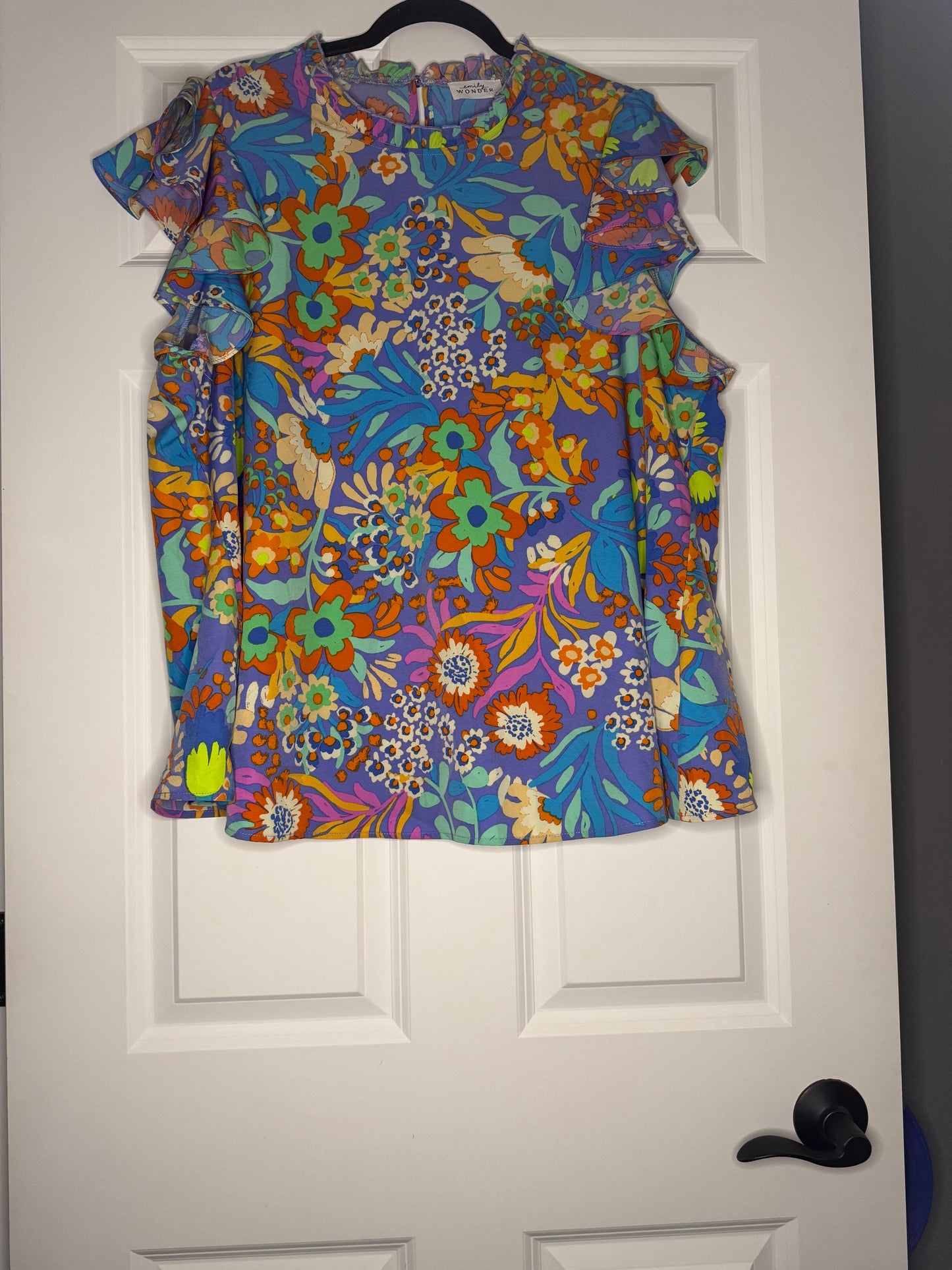 Emily wonder short sleeve blouse 1x purple w multicolor floral ruffle sleeve