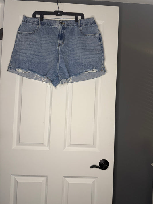 Showpo Renee shorts high waisted fray hem size 16 nwt