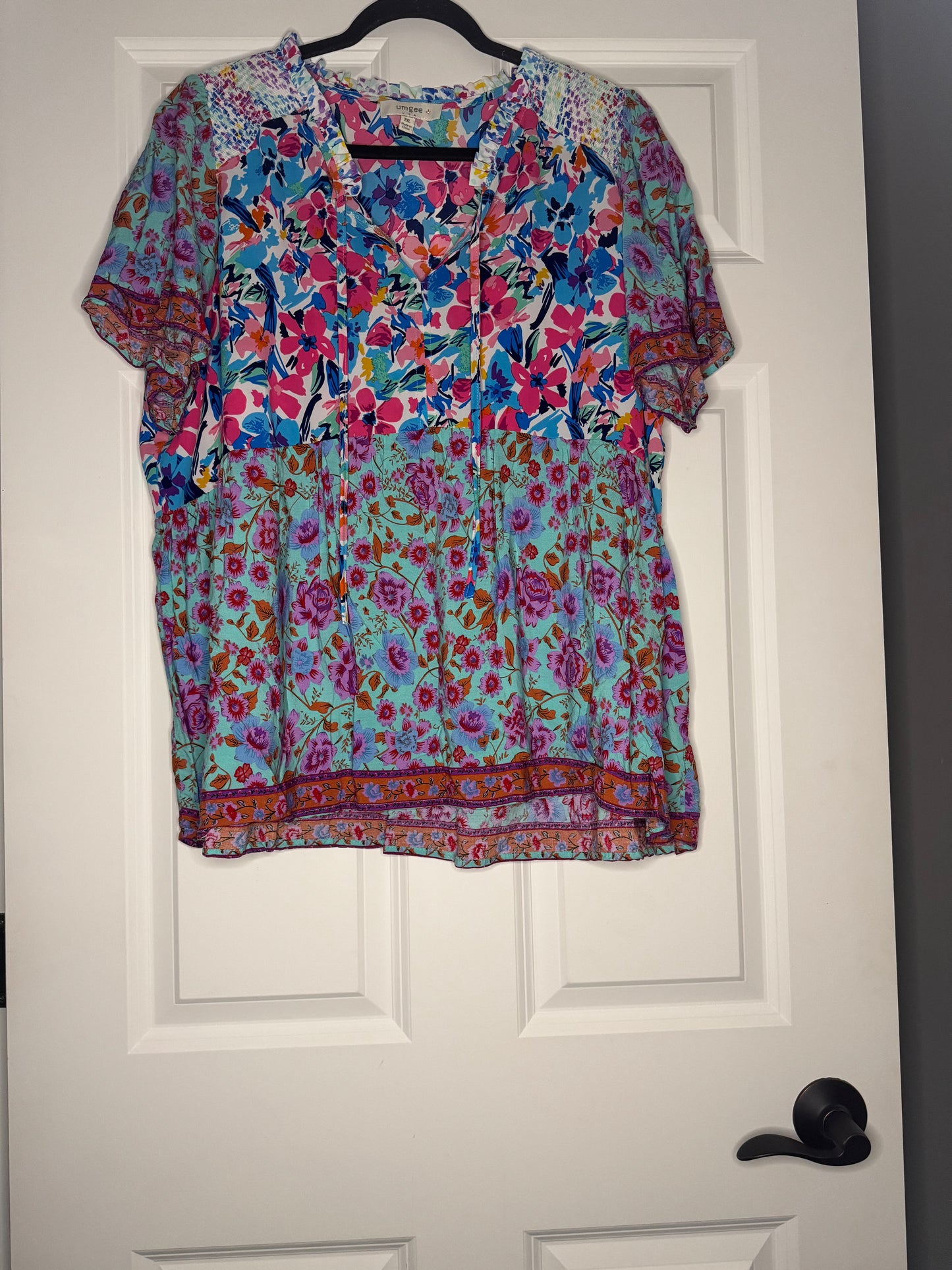 Umgee short sleeve blouse 2xl blue green pink purple white floral