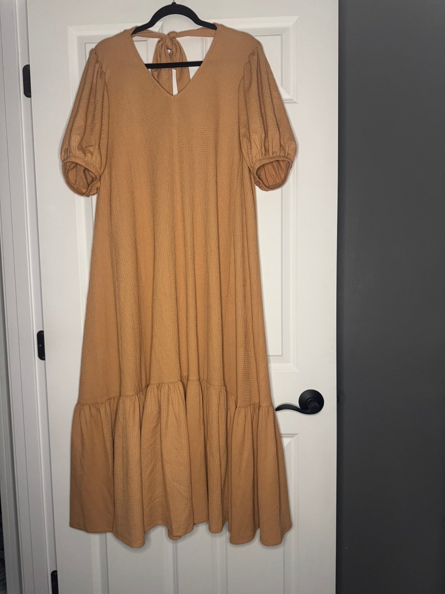Gibson Latimer dress large brown poofy sleeves