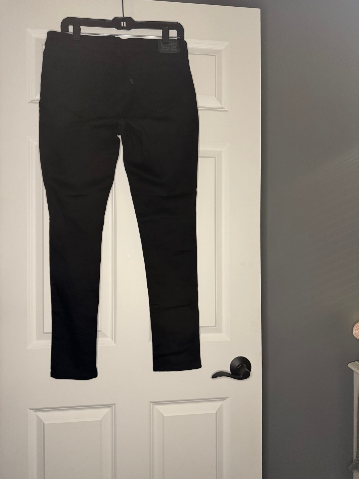 Levi Strauss 711 skinny jeans 31 black