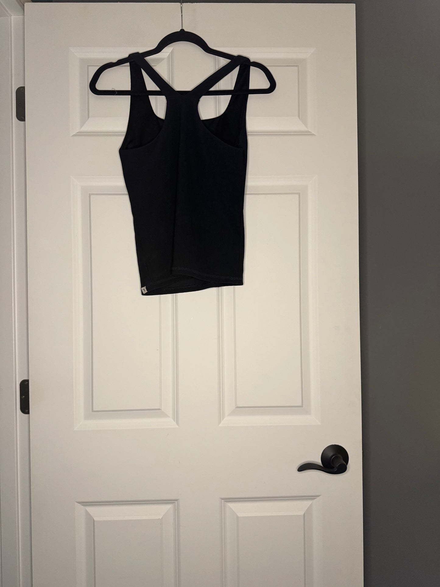 Jessica Simpson active small ribbed tank w built in bra black