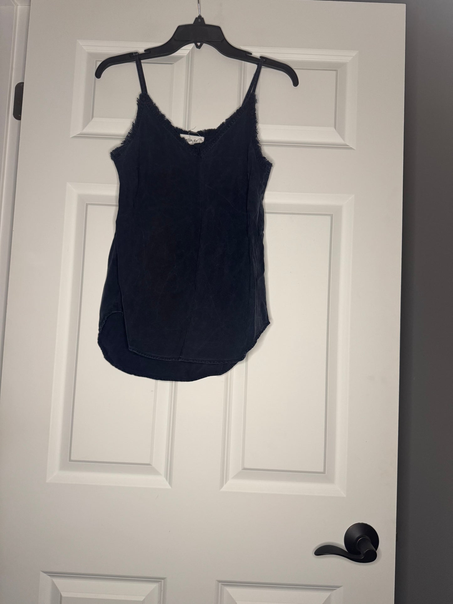 Bella Dahl sleeveless blouse XS blue
