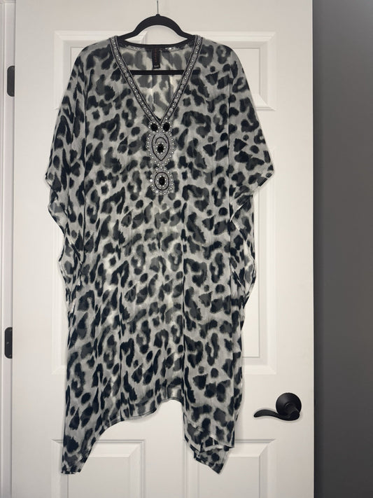 La Moda Swimsuit Coverup One Size Gray Black Print W Beading 