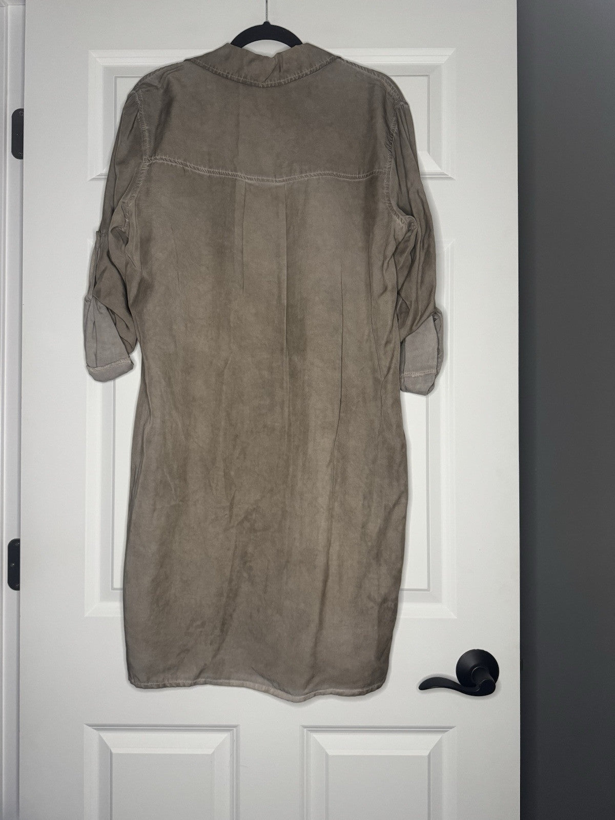 Onz Made In Italy Dress Medium Can Be 3/4 Or Long Sleeve Taupe W Pockets