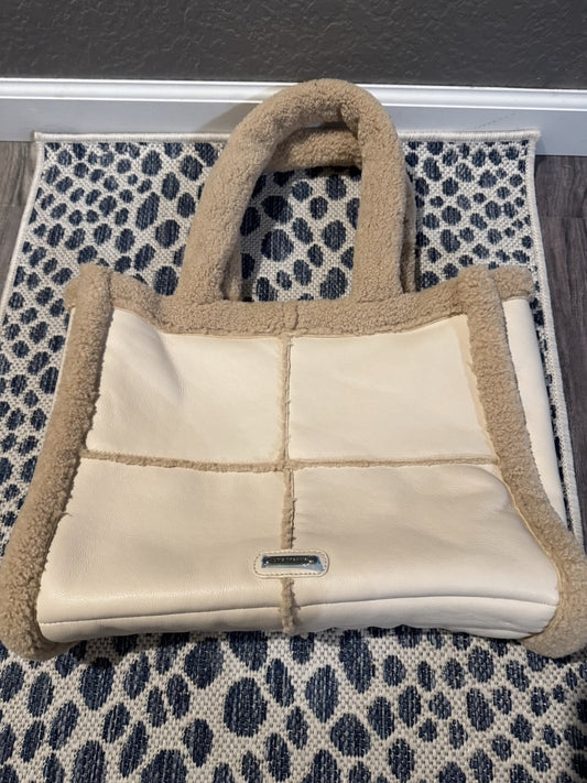 Like Dream Cream Beige Shoulder Bag 