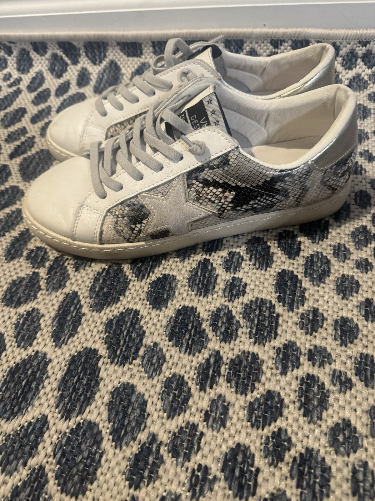 Vintage Havana Sneakers Size 8.5 Betsy Gold Snake Sneakers 